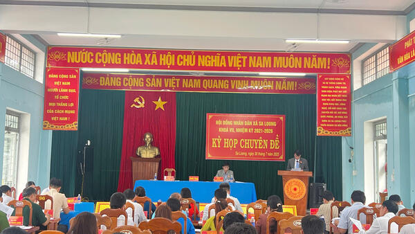 kỳ họp chuyên đề HĐND xã Sa Loong, khóa VII, nhiệm kỳ 2021–2026.