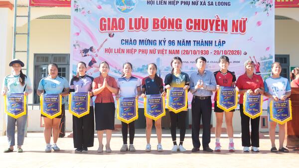 Sa Loong khai mạc Giải bóng chuyền nữ chào mừng Ngày Phụ nữ Việt Nam 20/10